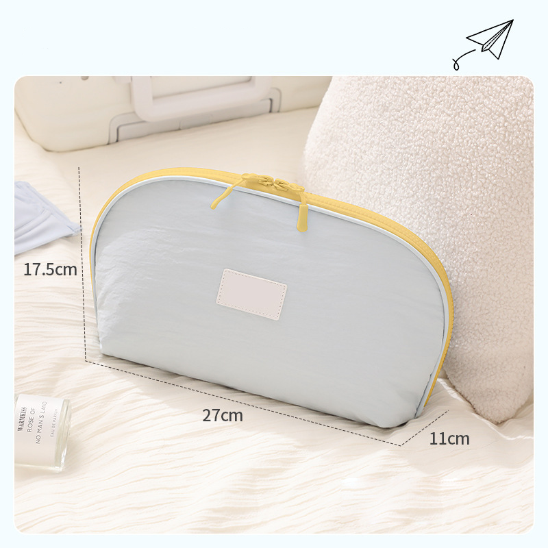 🧳💕 Portable Underwear Travel Organizer – Separate Storage for Bras, Panties & Socks