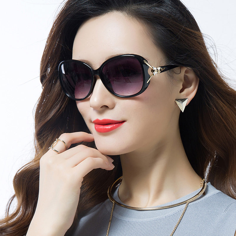 💕2025 Explosion💕Women's Oversized Fashion Sunglasses
