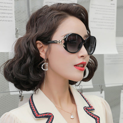 💕2025 Explosion💕Women's Oversized Fashion Sunglasses