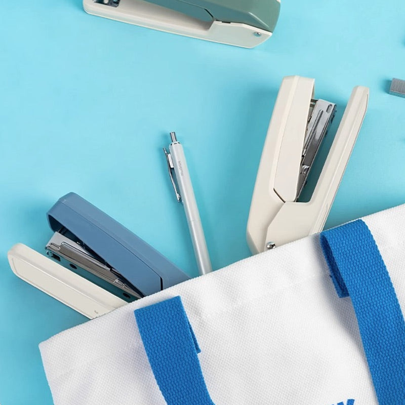 ✨📎 Durable 360-Degree Swing-Arm Swivel Stapler ⚡ Smooth Stapling Experience with Flexible Swing Design