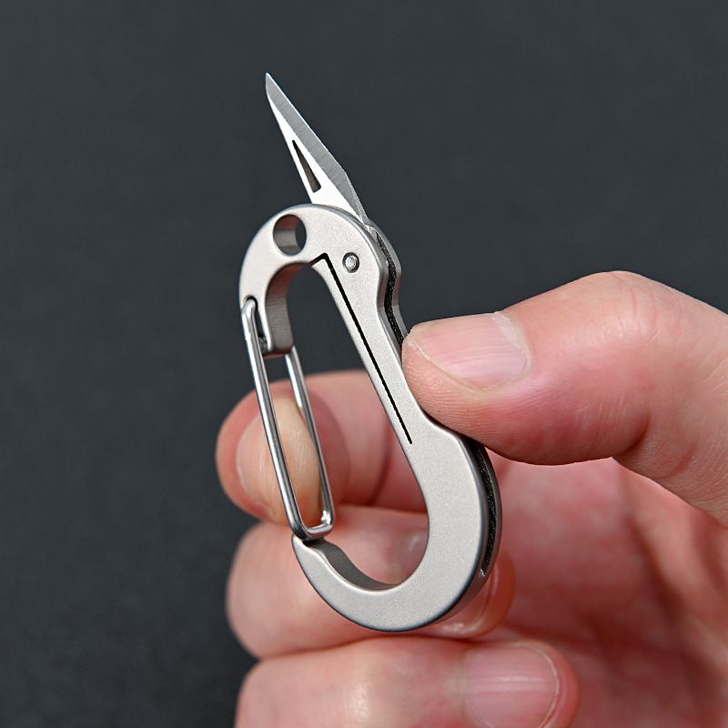 Multifunctional Titanium Keychain Carabiner With Pocket Knife
