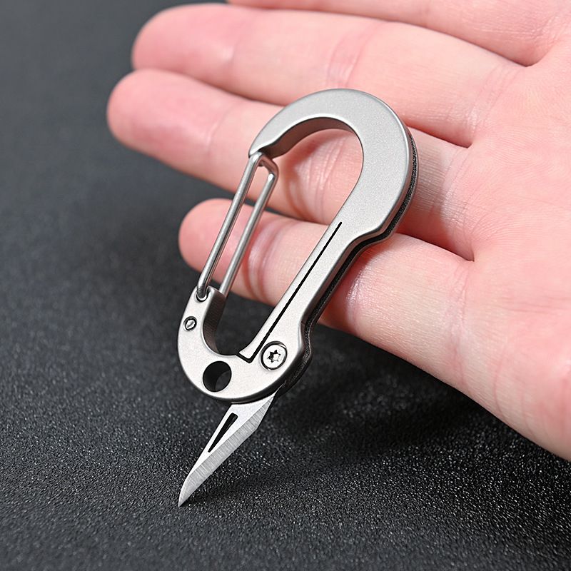 Multifunctional Titanium Keychain Carabiner With Pocket Knife