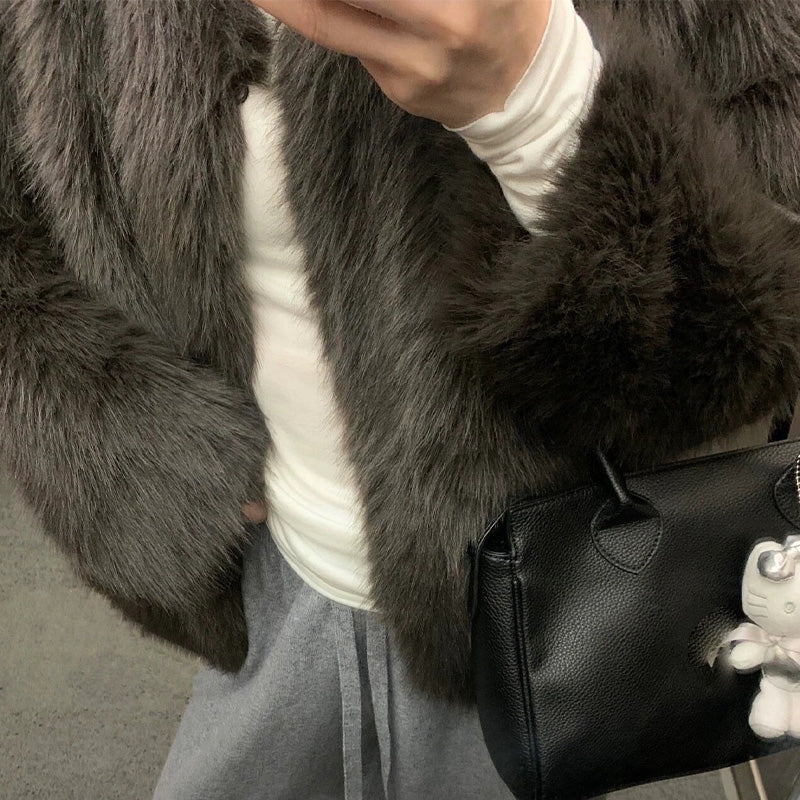 Women’s Gorgeous Faux Fur Coat