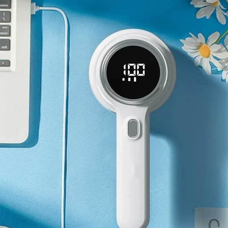 🔥Hot Sale 50% OFF🔥Rechargeable & Portable Digital Display Lint Remover