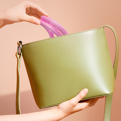 Fitness resistance band with handles