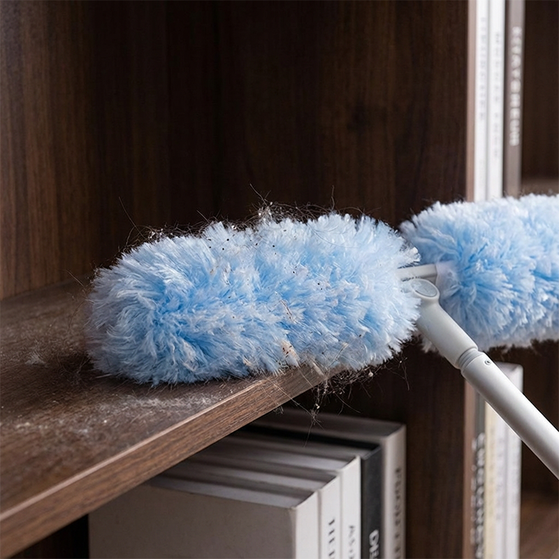 Telescopic Duster with Electrostatic Adsorption