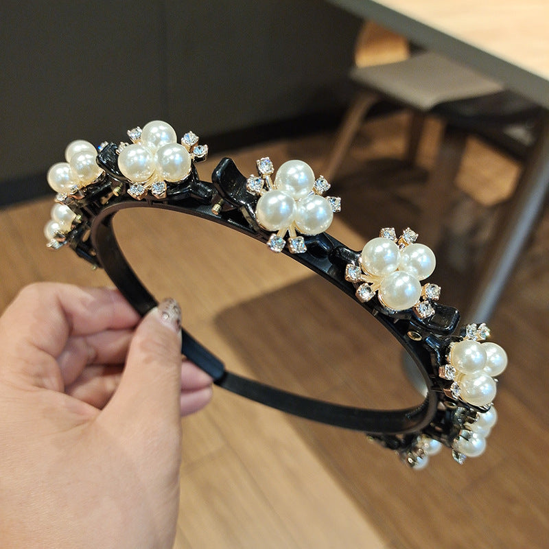Vintage-Style Headband with a Pearl Topper